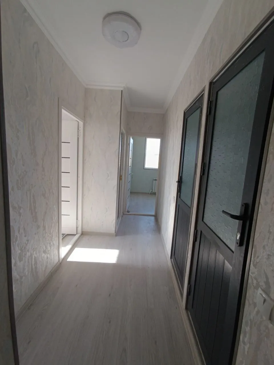Sotiladi 2 xonali kvartira, 47 m², 5/5 qavat — Qibray tumani