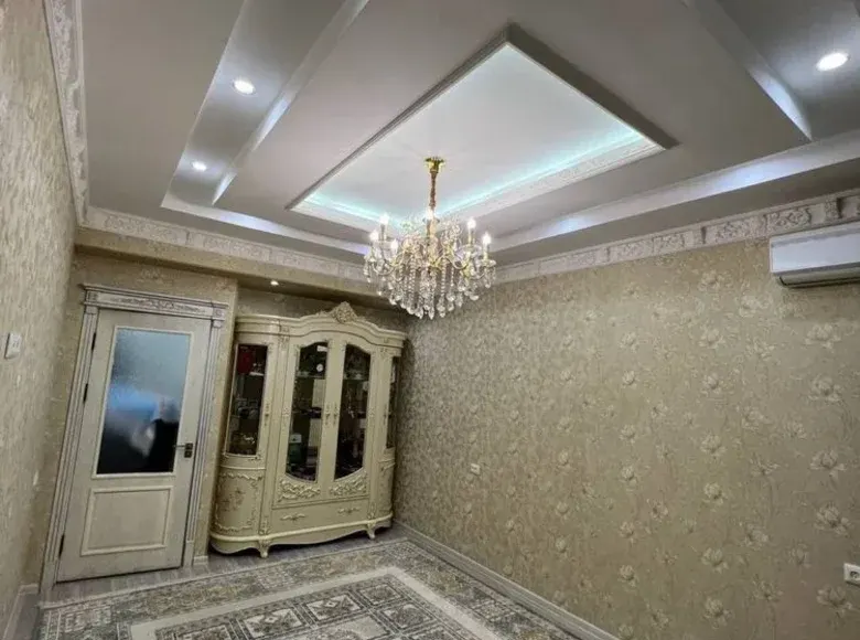 Sotiladi 3 xonali kvartira, 80 m², 6/8 qavat — Olmazor tumani