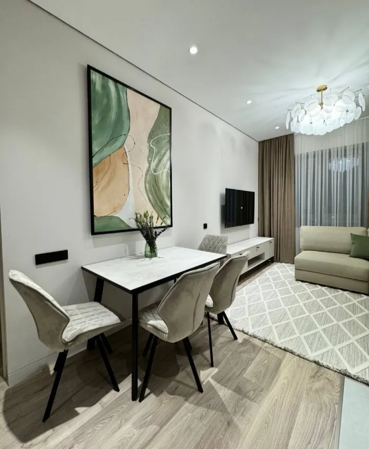 Ижарага берилади 2 хонали квартира, 50 м², 23/25 қават — Мирзо Улуғбек тумани