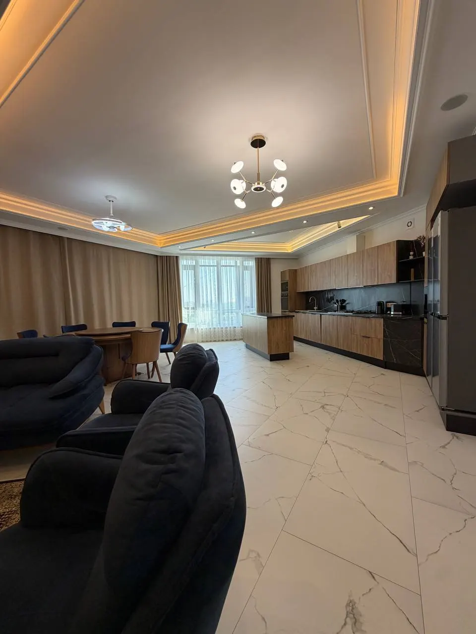 Сдаётся 6-комнатная квартира, 330 м², 8/10 этаж — Юнусабадский район