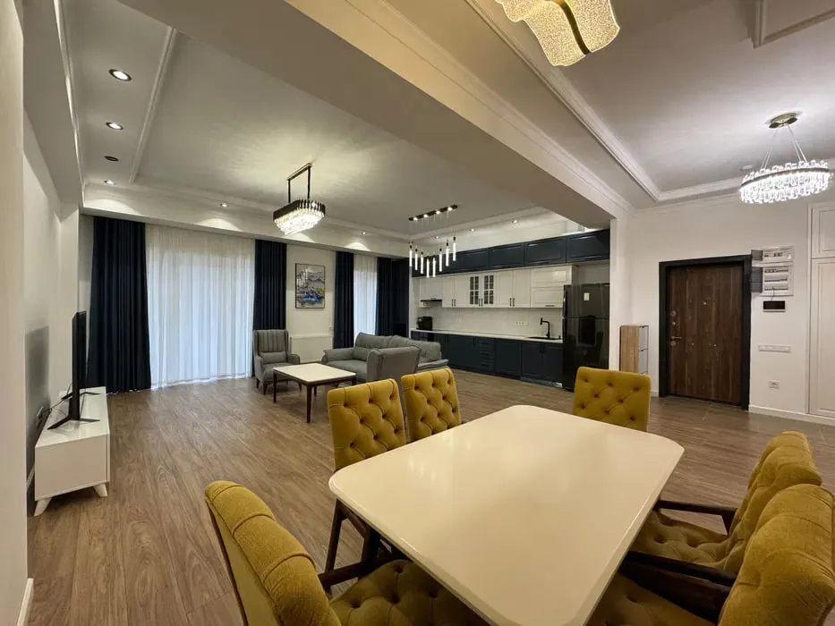 Ijaraga beriladi 4 xonali kvartira, 118 m², 1/7 qavat — Shayxontohur tumani