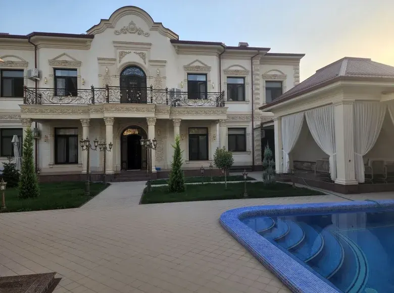 Sotiladi 7 xonali hovli uy, 7.6 sotix, 490 m² — Toshkent shahri