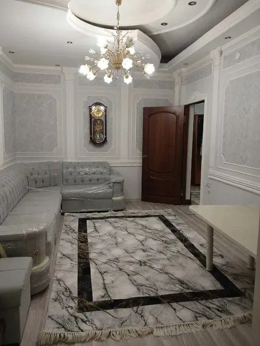 Сдаётся 2-комнатная квартира, 50 м², 1/3 этаж — Яккасарайский район
