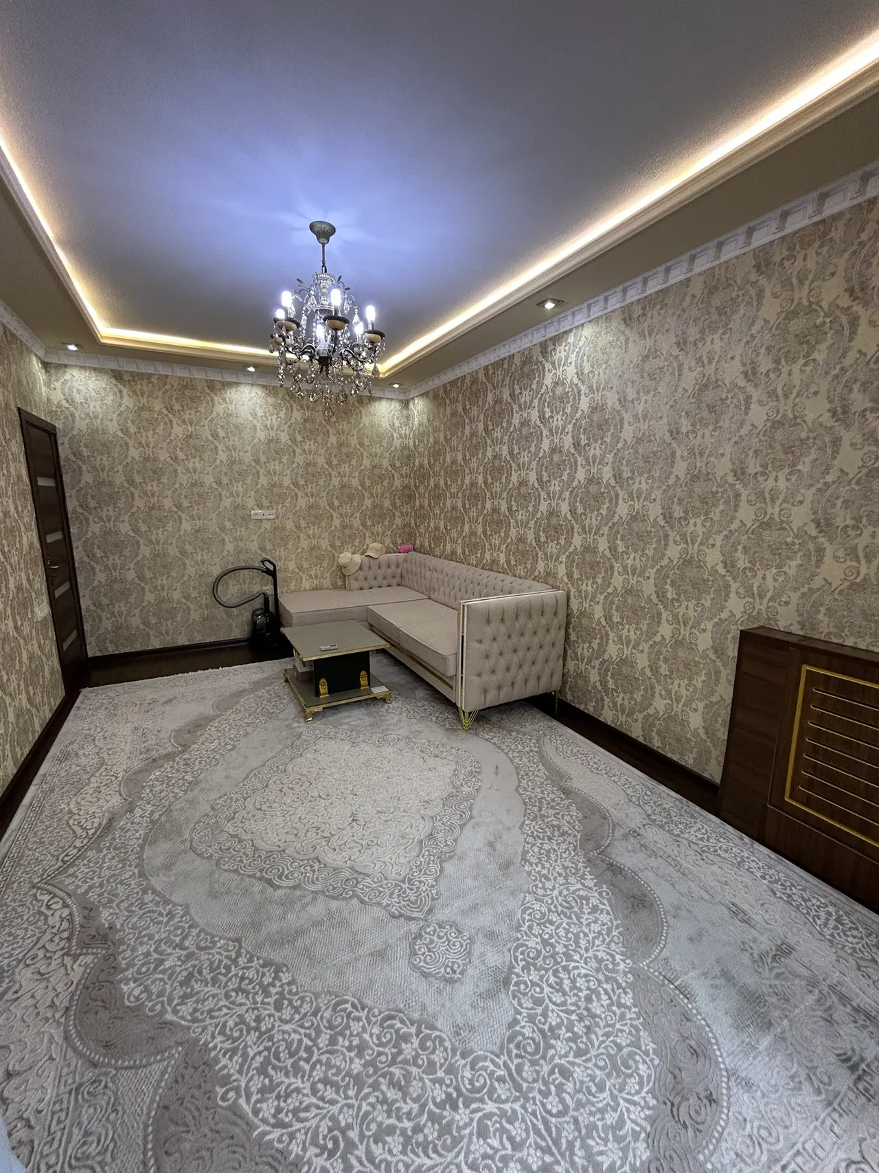 Продаётся 2-комнатная квартира, 36 м², 3/5 этаж — Чиланзарский район