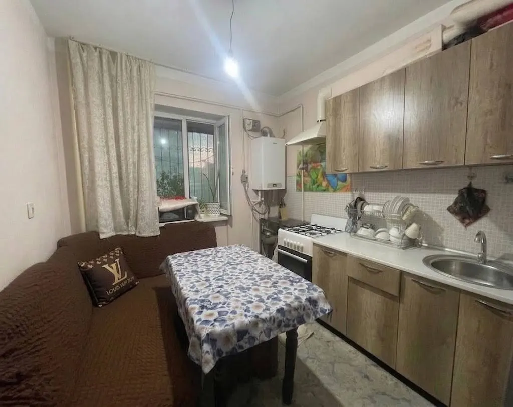 Сотилади 3 хонали квартира, 56 м², 2/7 қават — Сергели тумани