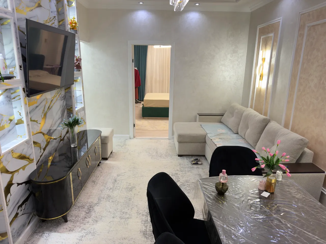 Ижарага берилади 2 хонали квартира, 65 м², 1/5 қават — Яшнобод тумани