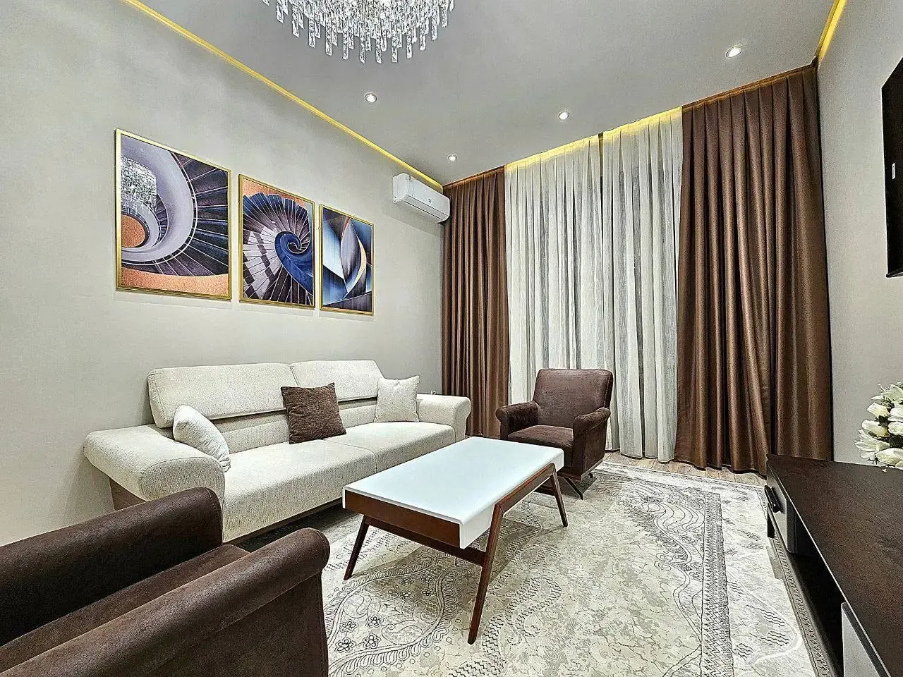 Сдаётся 3-комнатная квартира, 115 м², 5/14 этаж — Яшнабадский район