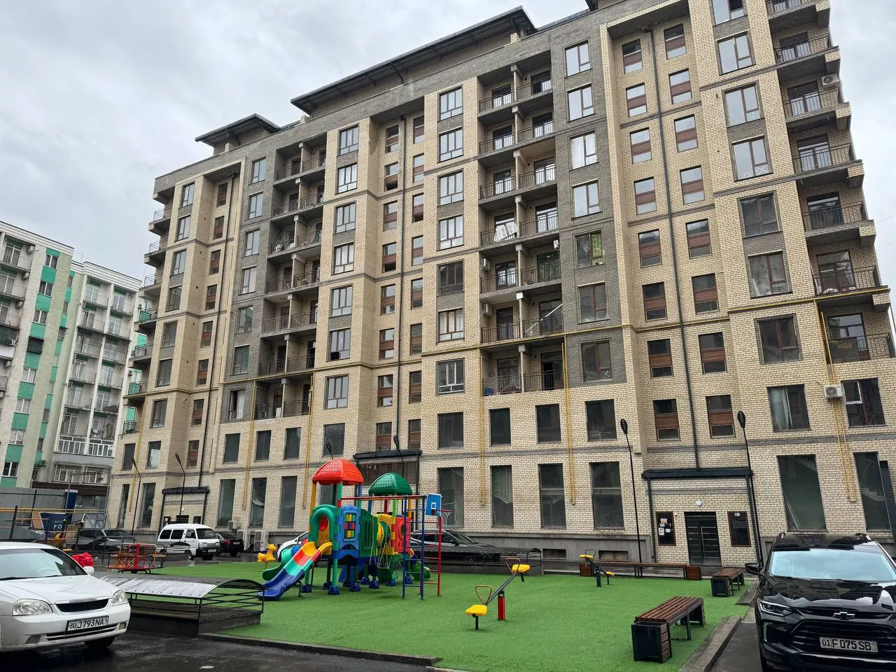 Сотилади 4 хонали квартира, 102 м², 3/10 қават — Яшнобод тумани
