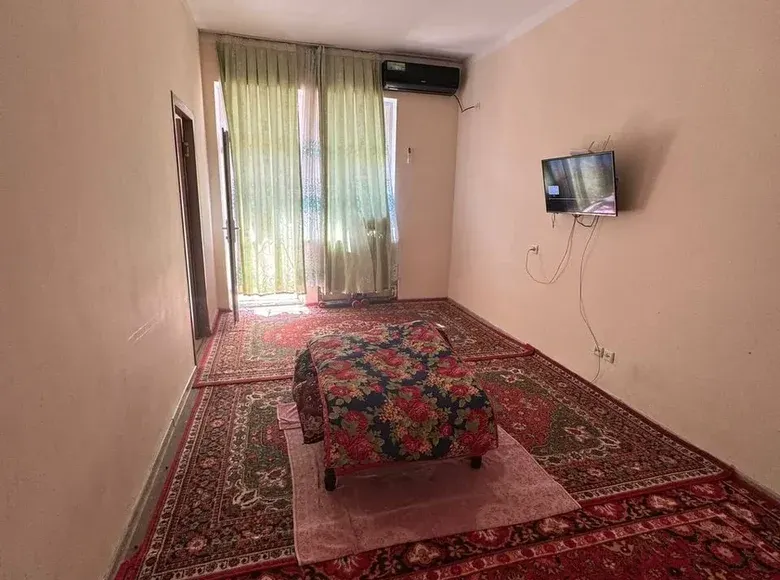 Сотилади 2 хонали квартира, 54 м², 4/7 қават — Янгиҳаёт тумани