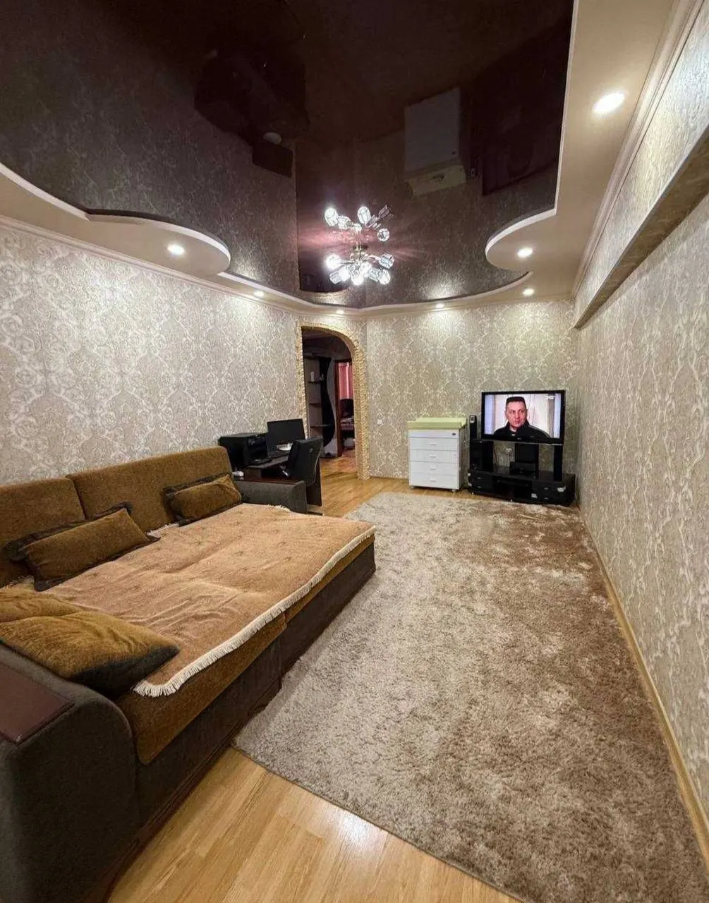 Продаётся 3-комнатная квартира, 70 м², 3/4 этаж — Юнусабадский район
