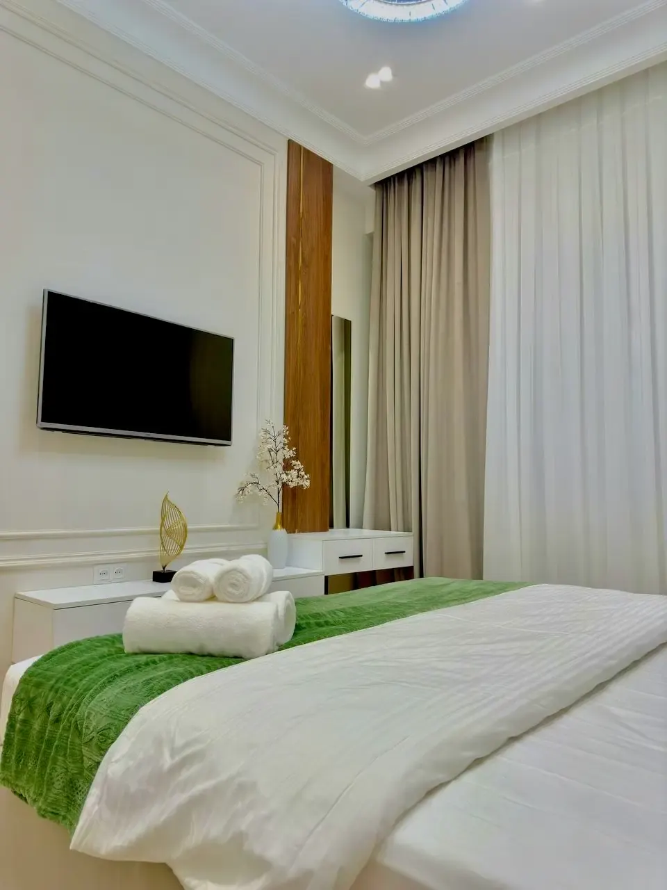 Kunlik ijaraga 2 xonali kvartira, 68 m², 7/9 qavat — Shayxontohur tumani
