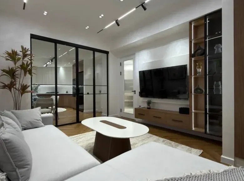 Сотилади 5 хонали квартира, 156 м², 3/9 қават — Мирзо Улуғбек тумани