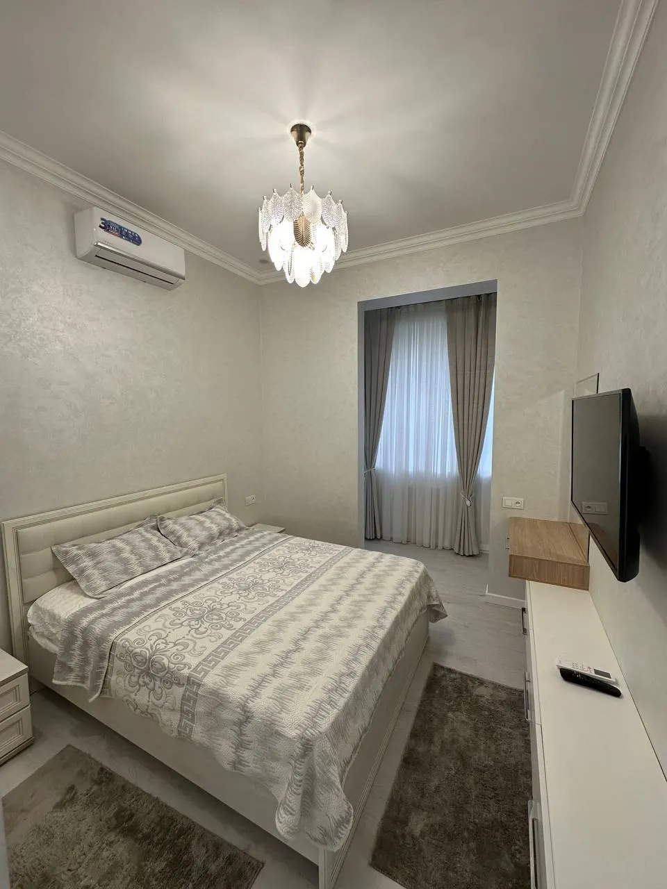Ижарага берилади 2 хонали квартира, 45 м², 1/12 қават — Мирзо Улуғбек тумани