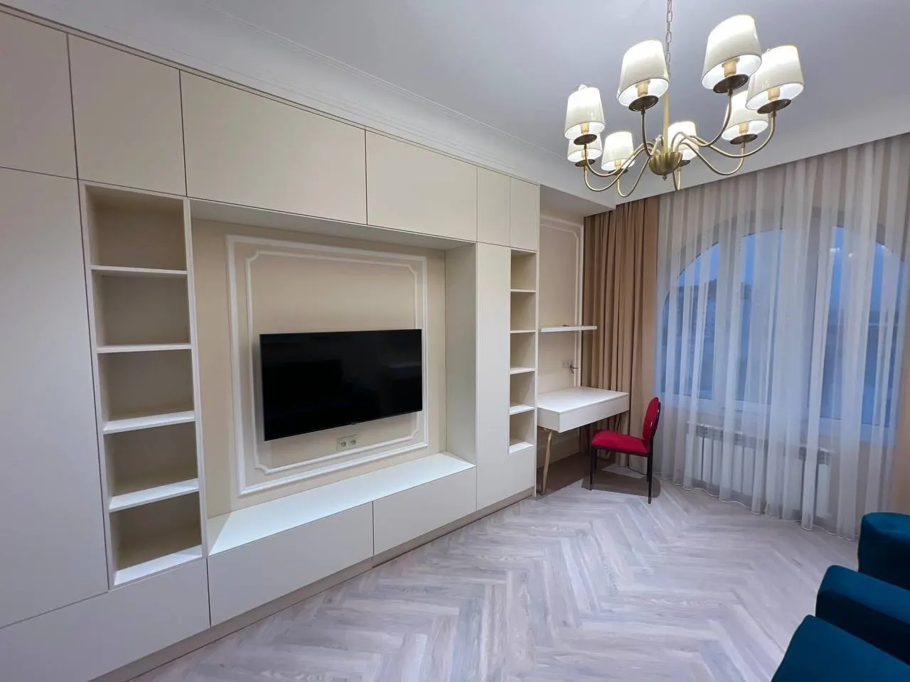 Продаётся 1-комнатная квартира, 43 м², 9/9 этаж — Мирзо-Улугбекский район