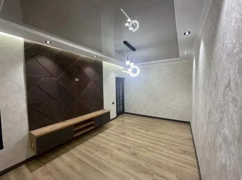 Сотилади 3 хонали квартира, 60 м², 2/4 қават — Юнусобод тумани