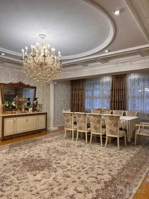 Sotiladi 4 xonali kvartira, 150 m², 2/7 qavat — Mirobod tumani