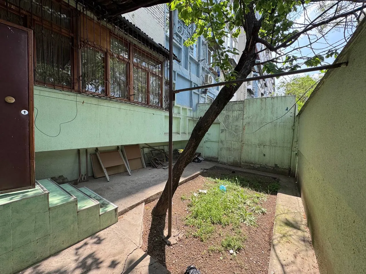 Ijaraga beriladi 3 xonali kvartira, 70 m², 1/9 qavat — Yashnobod tumani