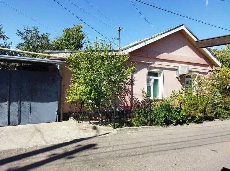Сотилади 3 хонали ҳовли уй, 120 м² — Миробод тумани