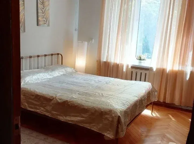 Ижарага берилади 2 хонали квартира, 60 м², 2/2 қават — Миробод тумани