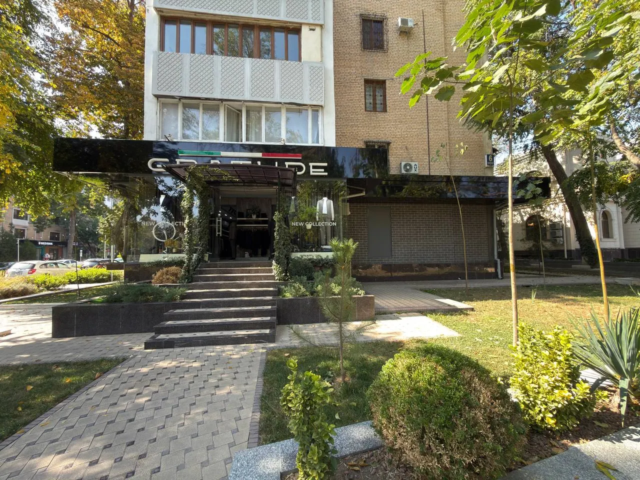 Продаётся коммерческое помещение, 216 м², 1/5 этаж — Мирзо-Улугбекский район