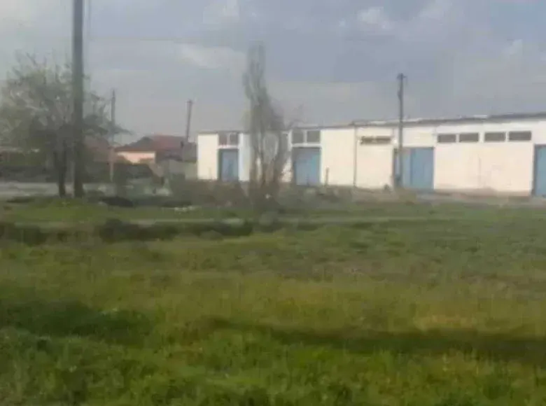 Сотилади тижорат биноси, 600 м², 1 сотих, 1/1 қават — Қибрай тумани