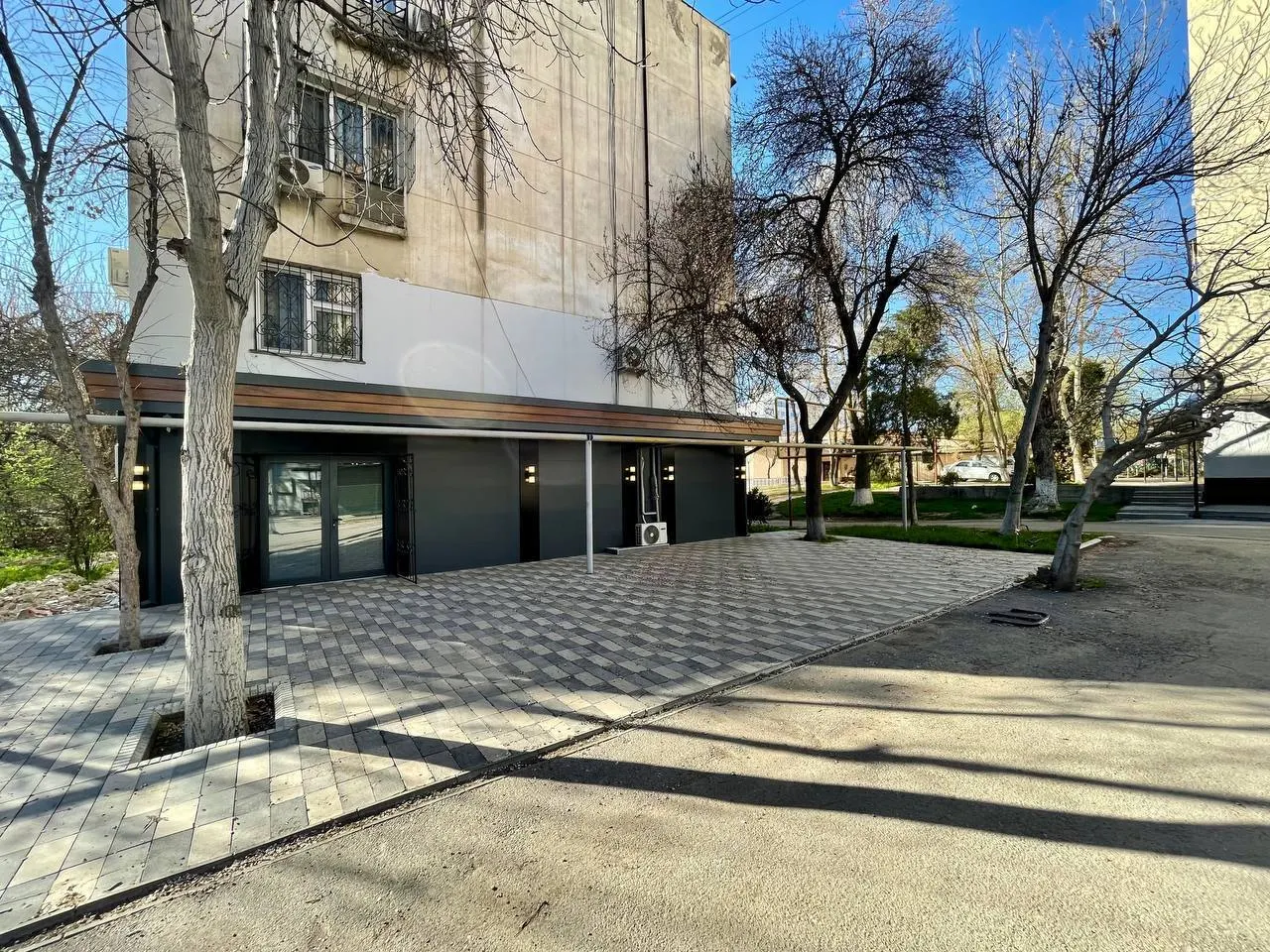 Продаётся коммерческое помещение, 86 м², 1/5 этаж — Юнусабадский район