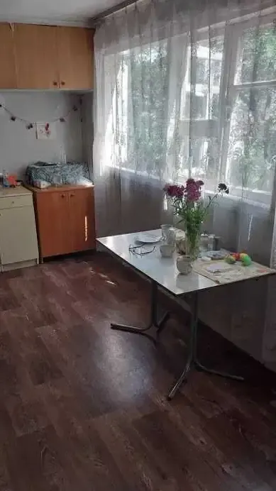 Сотилади 4 хонали квартира, 80 м², 4/5 қават — Мирзо Улуғбек тумани