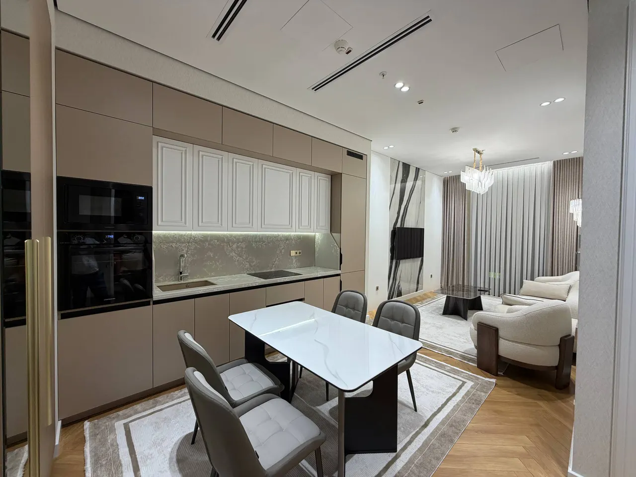 Сотилади 2 хонали квартира, 54 м², 25/51 қават — Шайхонтоҳур тумани