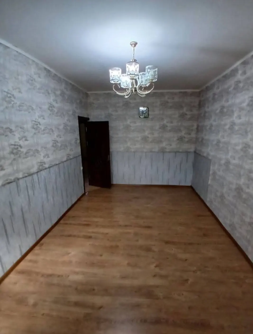 Продаётся 4-комнатная квартира, 80 м², 2/4 этаж — Мирзо-Улугбекский район