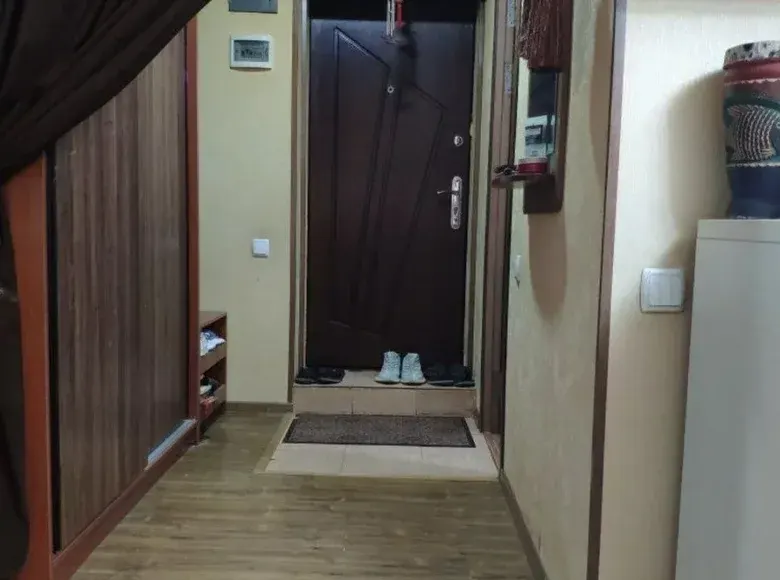 Сотилади 3 хонали квартира, 1/4 қават — Томди тумани