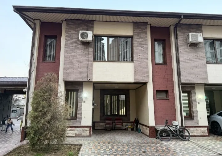 Сдаётся 4-комнатный дом, 140 м², 2 этажа — Мирзо-Улугбекский район