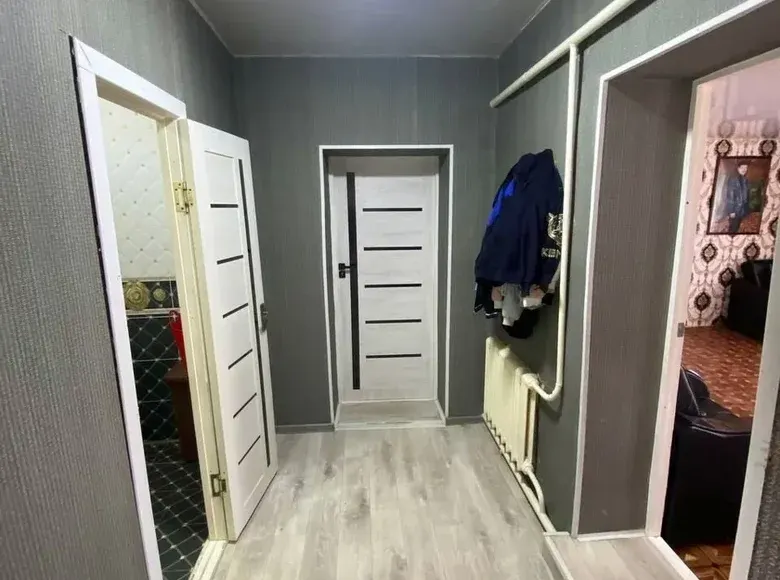 Sotiladi 3 xonali hovli uy, 80 m² — Yangi Toshkent tumani
