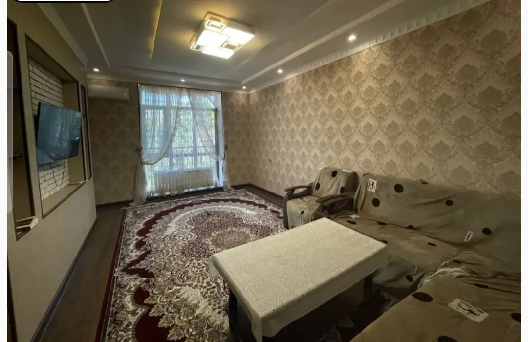 Сдаётся 3-комнатная квартира, 84 м², 6/8 этаж — Яккасарайский район