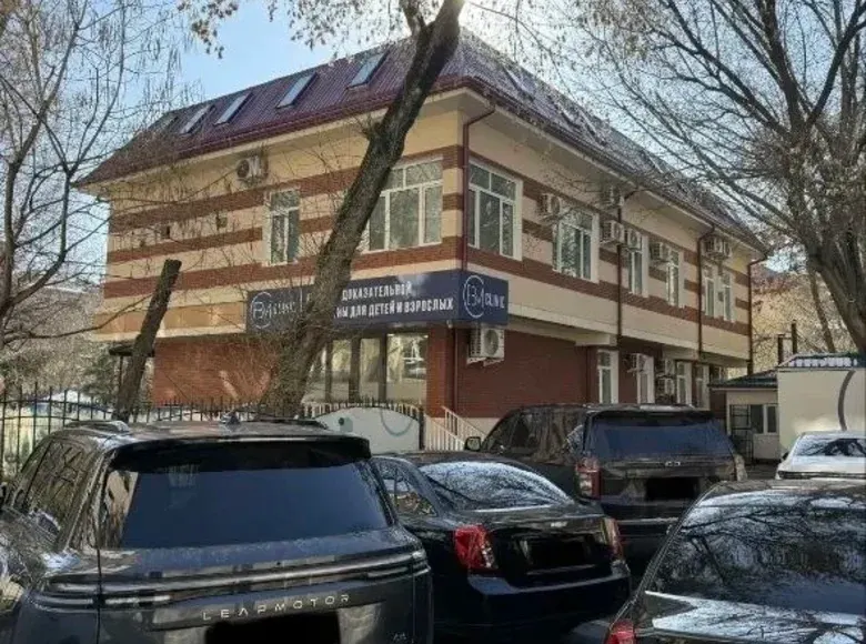 Продаётся коммерческое помещение, 831 м² — Ташкент