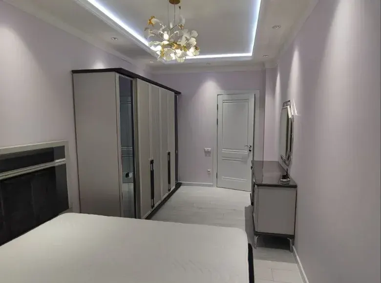 Продаётся 4-комнатная квартира, 110 м², 1/11 этаж — Мирабадский район