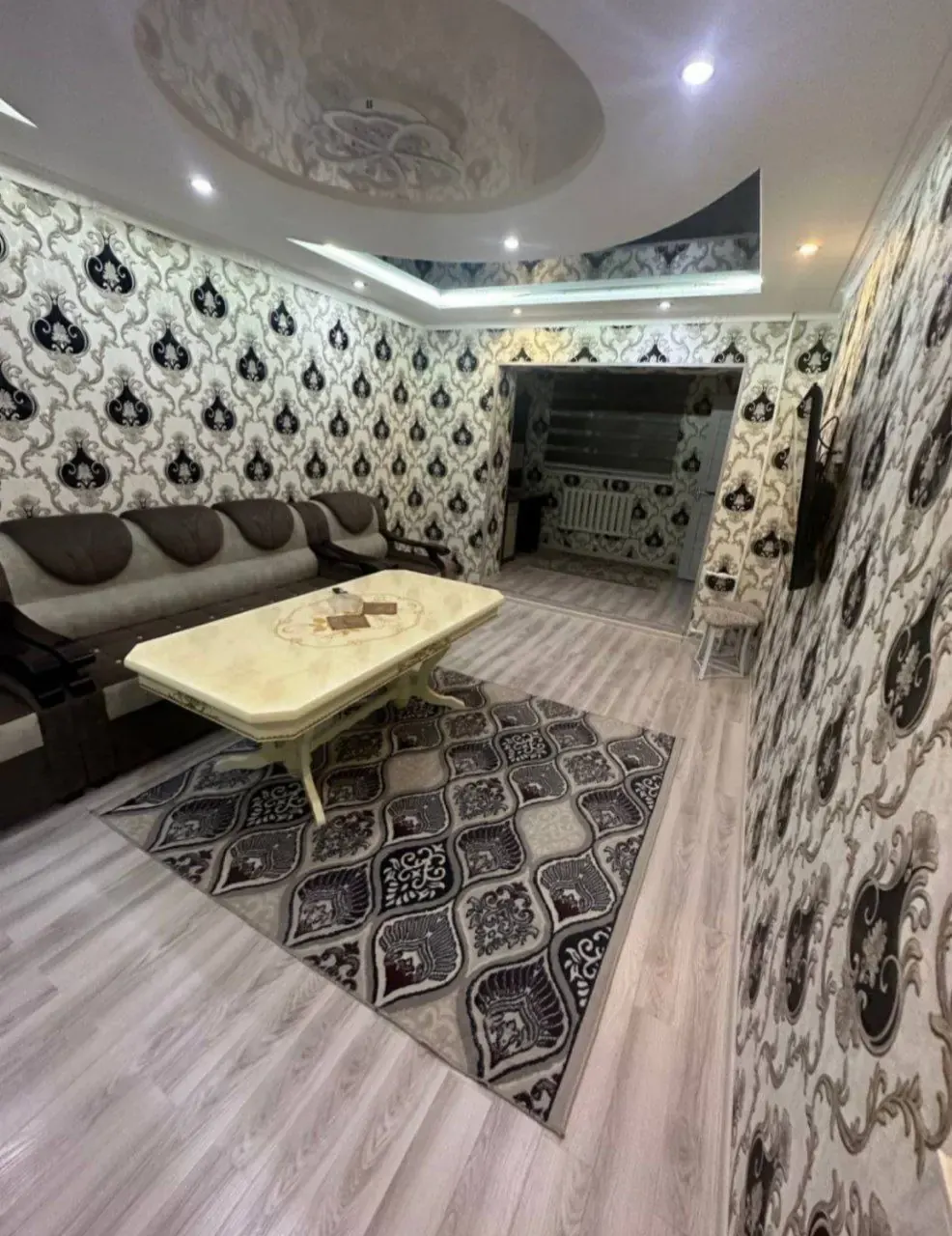 Сдаётся 2-комнатная квартира, 53 м², 2/4 этаж — Чиланзарский район