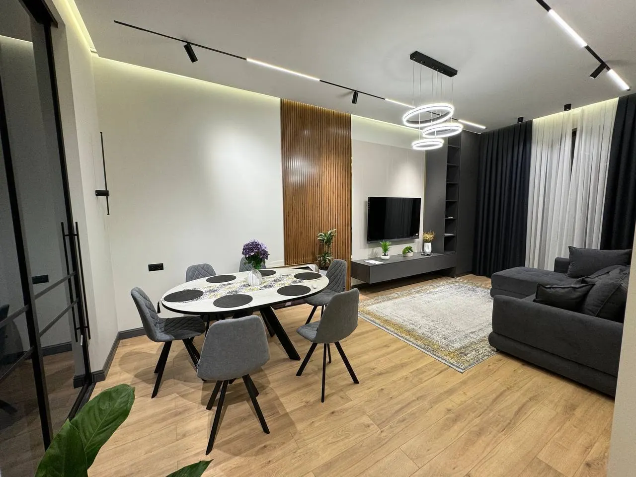 Ijaraga beriladi 4 xonali kvartira, 100 m², 4/10 qavat — Yakkasaroy tumani