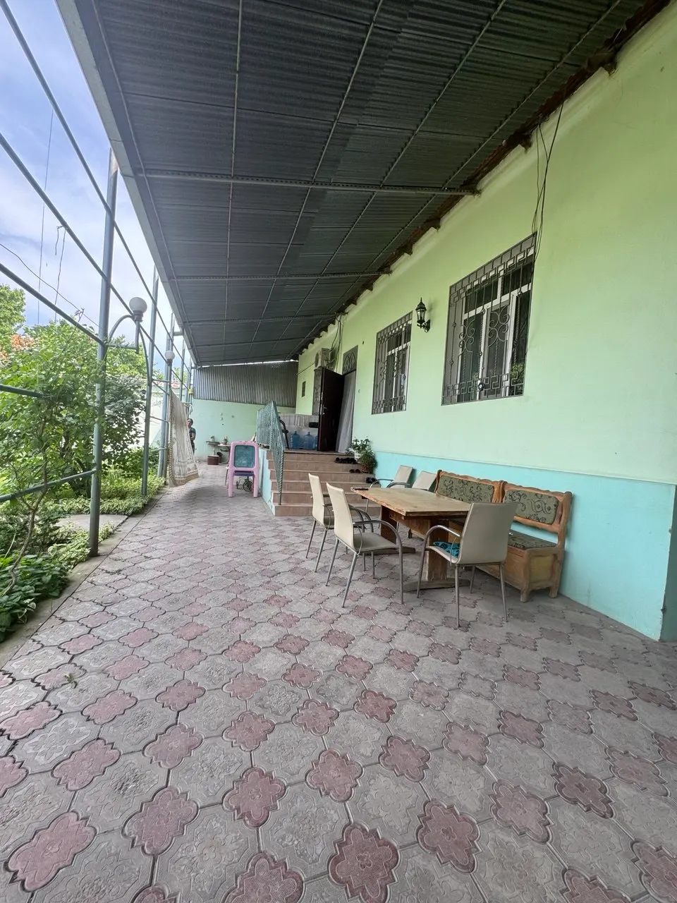 Сотилади 4 хонали ҳовли уй, 8 сотих, 100 м² — Яшнобод тумани