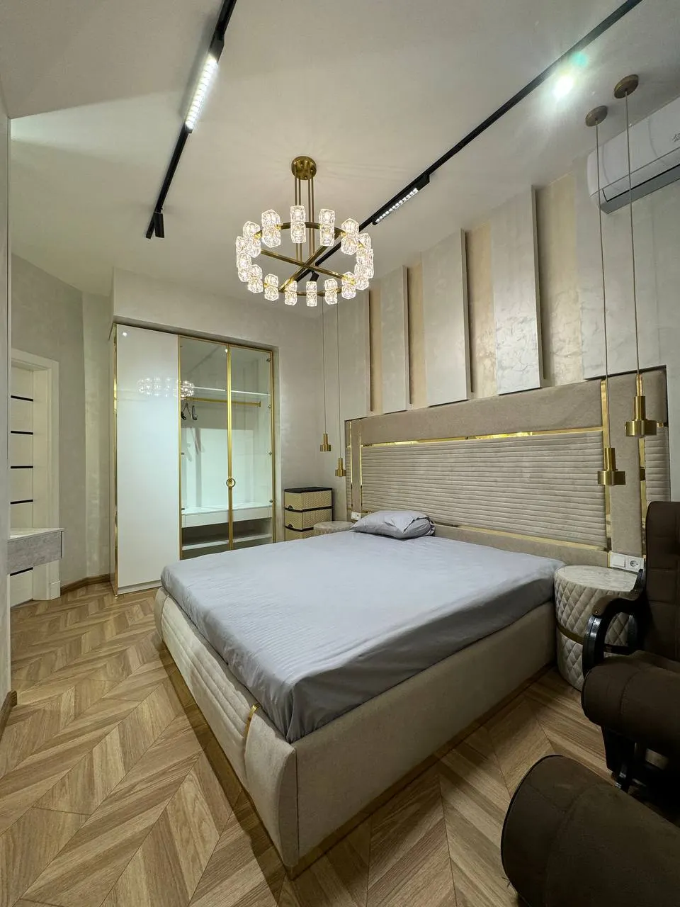 Ijaraga beriladi 3 xonali kvartira, 100 m², 4/7 qavat — Shayxontohur tumani