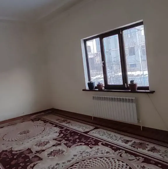 Sotiladi 3 xonali hovli uy, 2,2 sotix, 100 m², 1 qavatli — Toshkent tumani