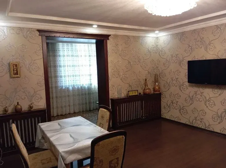 Sotiladi 2 xonali kvartira, 60 m², 3/4 qavat — Shayxontohur tumani