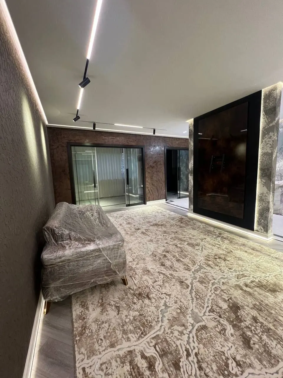 Sotiladi 3 xonali kvartira, 100 m², 3/4 qavat — Mirzo Ulugʻbek tumani