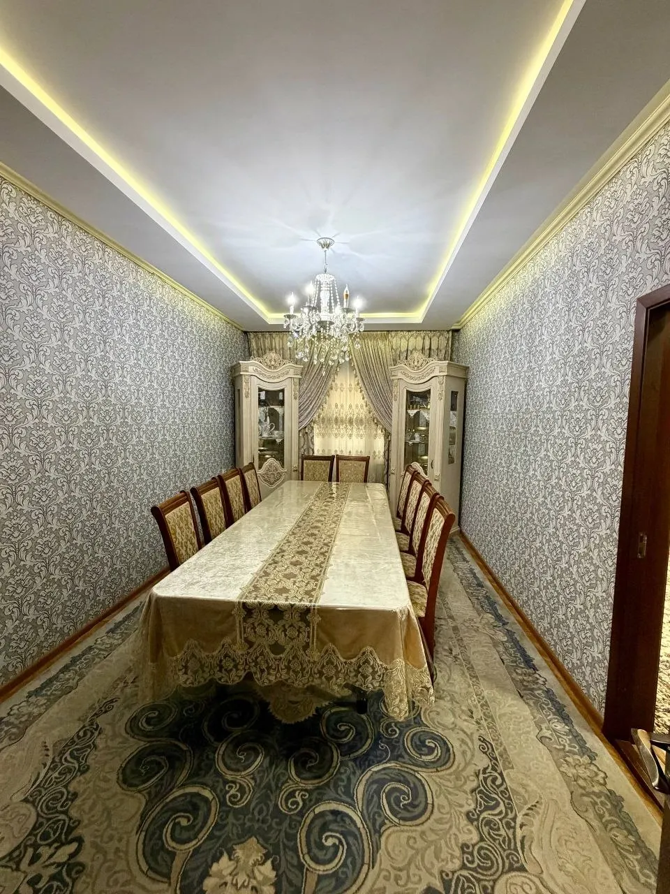 Sotiladi 4 xonali kvartira, 92 m², 3/5 qavat — Mirobod tumani