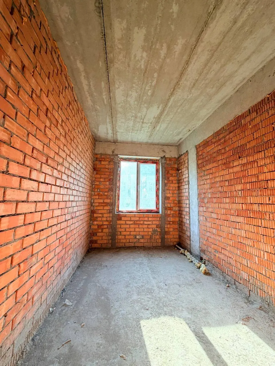 Продаётся 3-комнатная квартира, 62 м², 1/10 этаж — Яшнабадский район