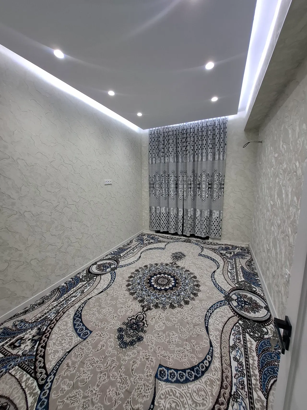 Ijaraga beriladi 2 xonali kvartira, 70 m², 4/10 qavat — Olmazor tumani
