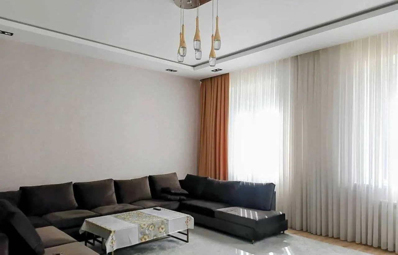 Сотилади 2 хонали квартира, 120 м², 1/5 қават — Яшнобод тумани