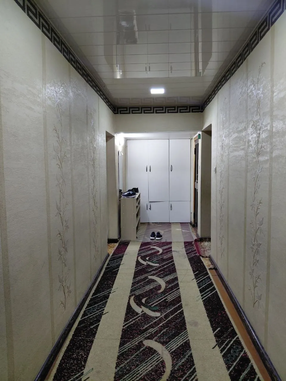 Продаётся 4-комнатная квартира, 100 м², 3/9 этаж — Шайхантахурский район