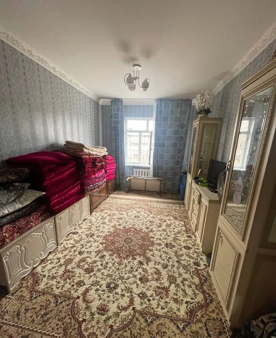 Продаётся 3-комнатная квартира, 70 м², 4/4 этаж — Алмазарский район
