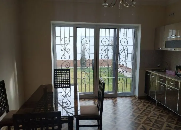 Ijaraga beriladi 6 xonali hovli uy, 170 m² — Mirzo Ulugʻbek tumani