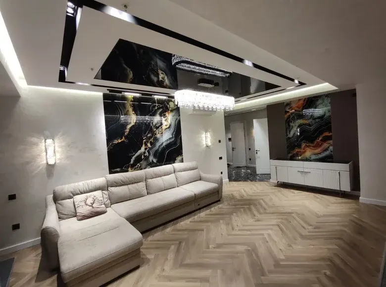 Продаётся 2-комнатная квартира, 72 м², 14/26 этаж — Чиланзарский район